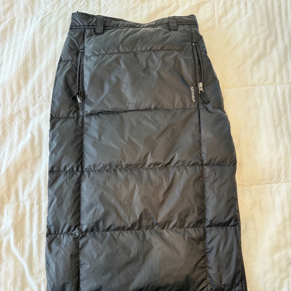 Skhoop black insulated down skirt